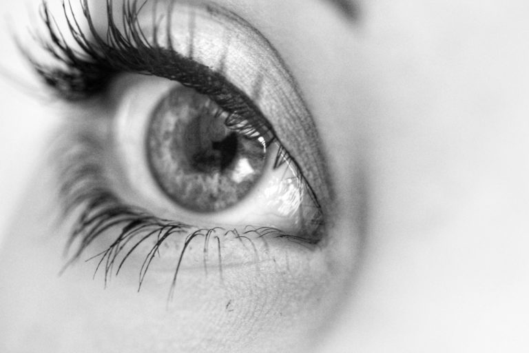 What are Fake Eyelashes made out of?