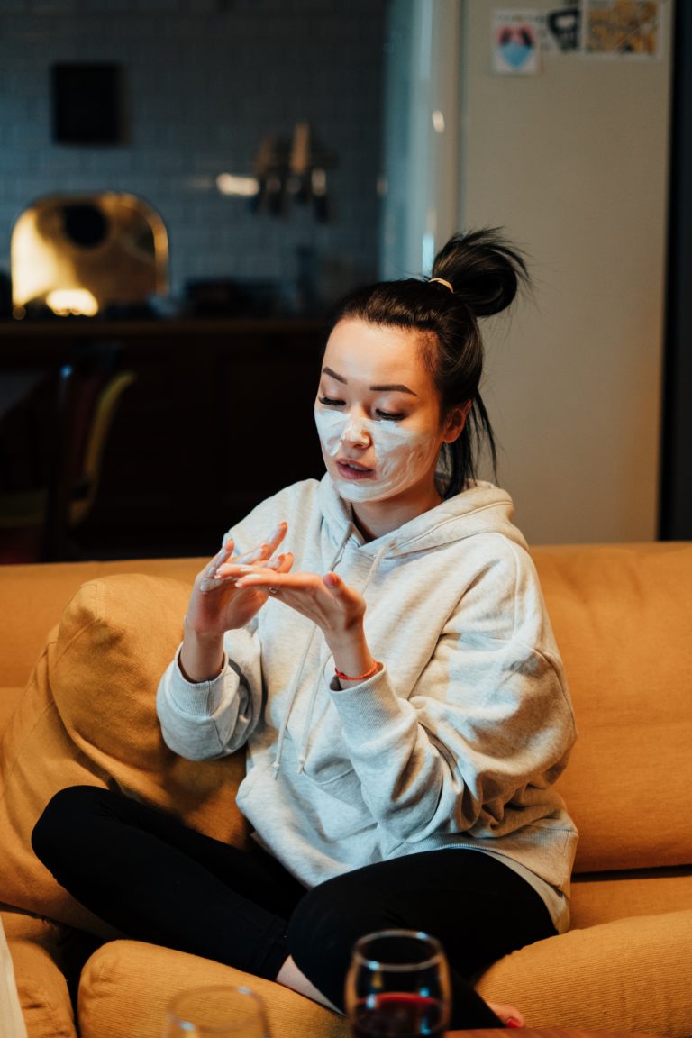 Turmeric Mask and Other Face Masks to Help You Look Younger