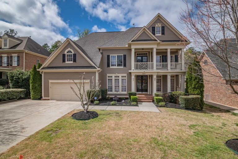 6 Key Lawn Maintenance Tasks to Do After Buying a New Home￼