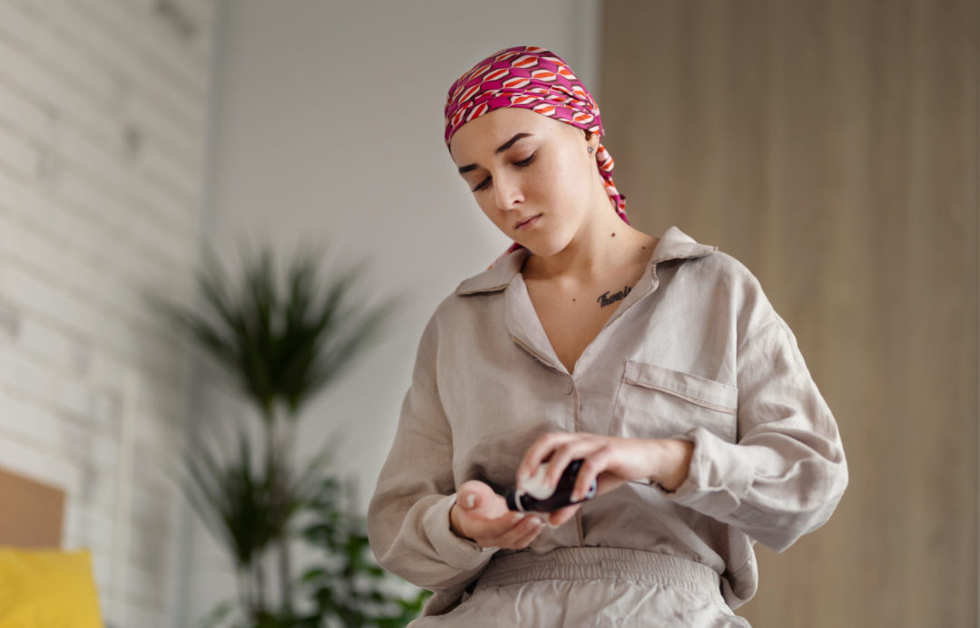 7 Gifts to Get for a Cancer Patient that Aren’t Balloons