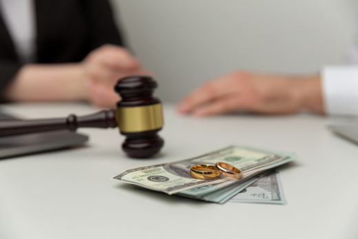 Decoding Alimony: Factors Influencing Spousal Support and the Role of Legal Counsel