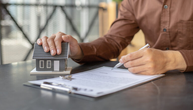Estate Sale Record-Keeping: How to Stay Organized Throughout the Process