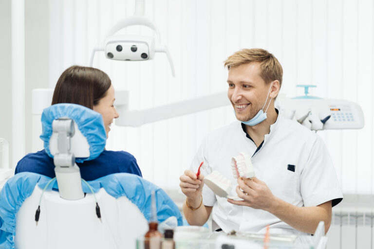 What’s the Difference Between a Dentist and an Orthodontist?