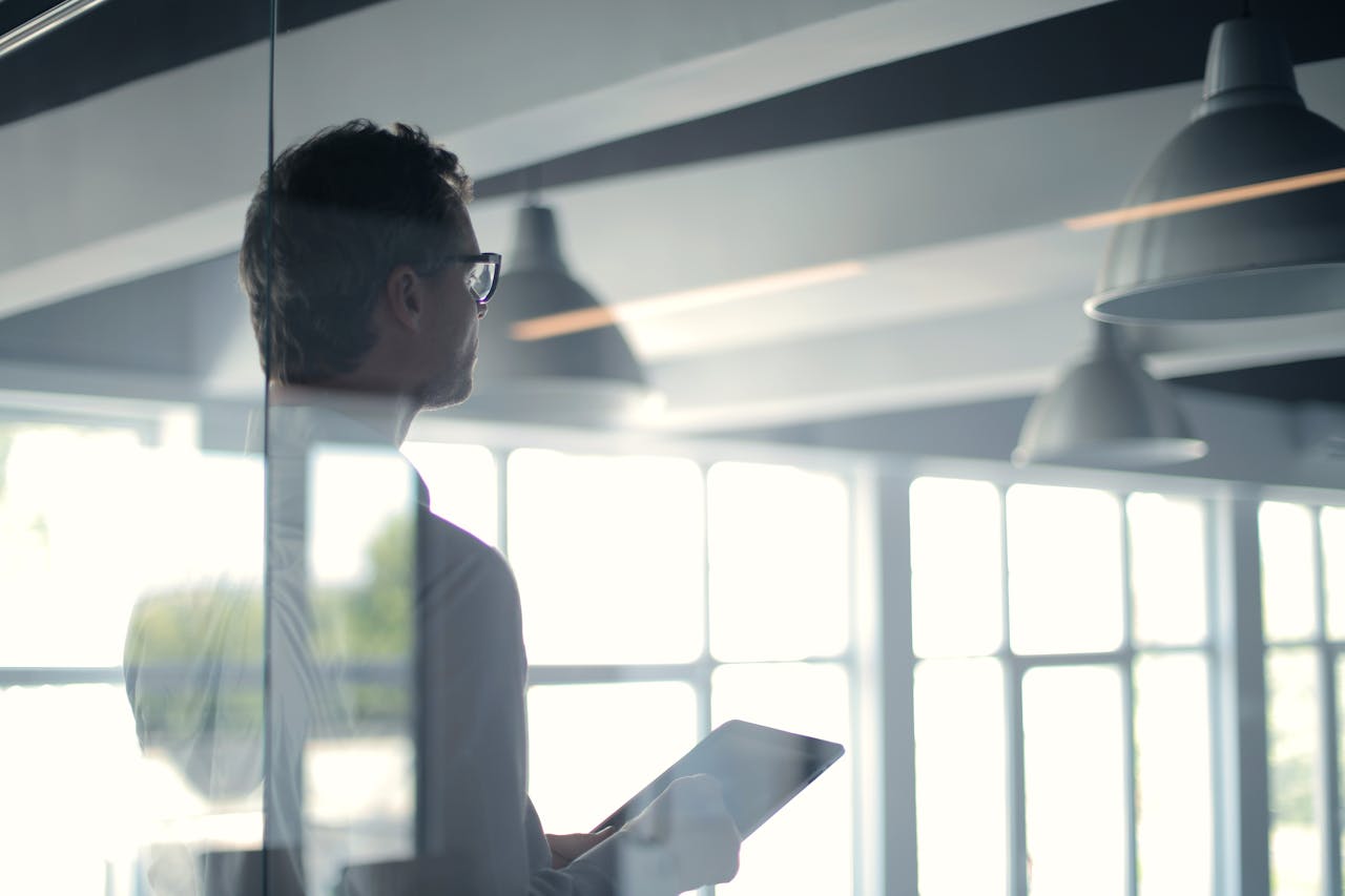 4 Reasons to Hire a Bitcoin Consultant Before Starting to Mine