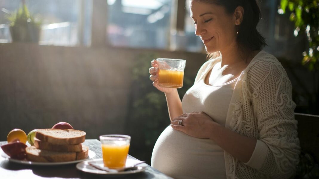 Dietary Adjustments For Morning Sickness: Feel Better Today