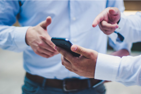 How Today’s Best Cell Phone Services Keep Up With Your Fast-Paced Lifestyle