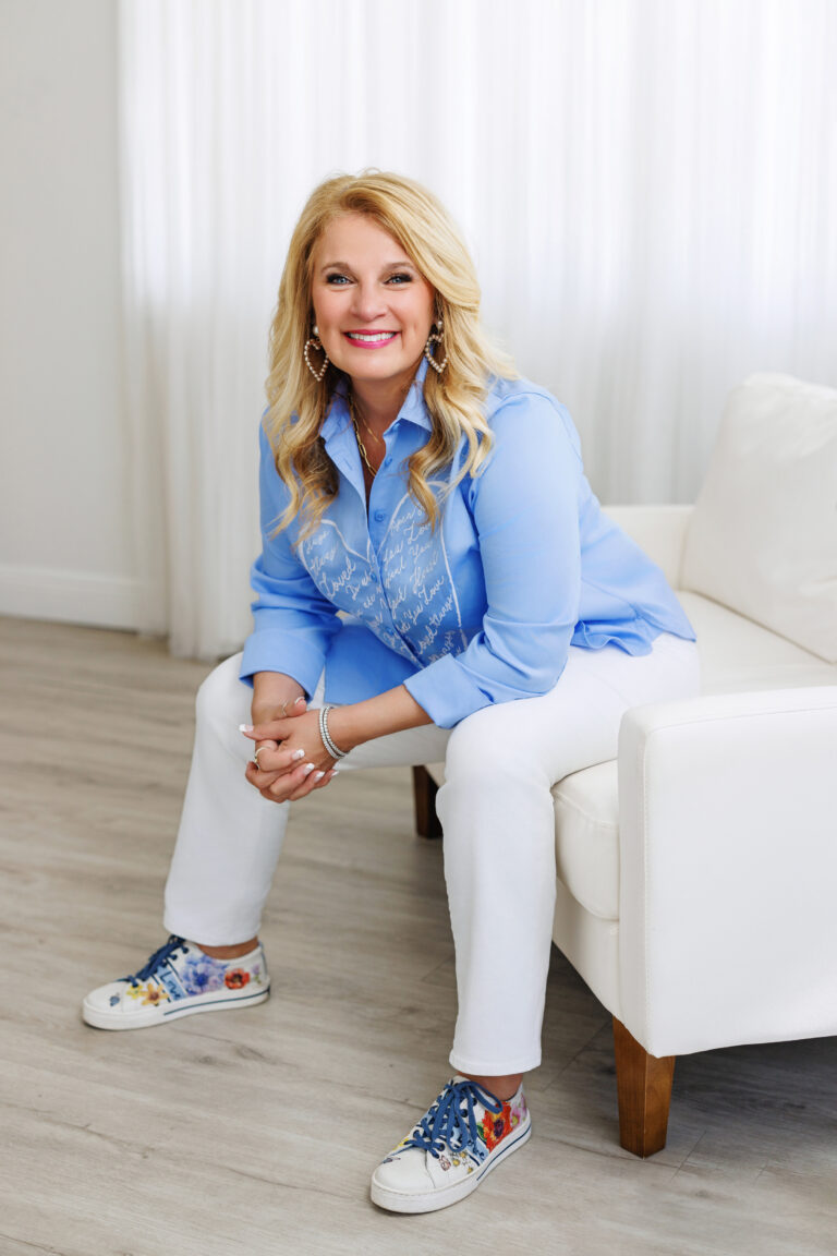 Michelle Hays on the Loneliest Experience in Marriage: Feeling Alone While Sitting Next to Each Other